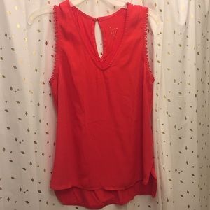 A New Day casual or business blouse. Doesn’t fit.